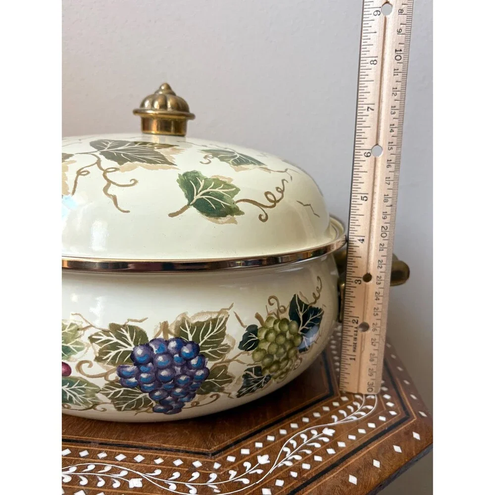 Vintage Tabletops Unlimited Vitroceramic 10” Covered Stock Pot/Dutch Oven Cabern